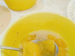 菠萝布丁冻-一粒糖 · 潮汕小吃-海石花特色甜品