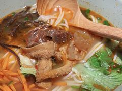 -百春原湖南牛肉粉(百联世纪店)
