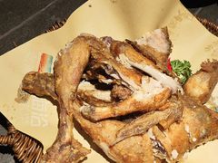 -前海沿·青岛菜(大拇指广场石老人店)