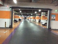 -伟东·乐客城-停车场