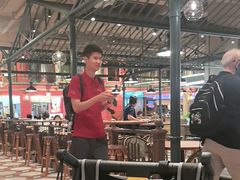 -大食代美食广场(上海中心店)