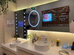 -维乐口腔(美维云门诊陆家嘴店)