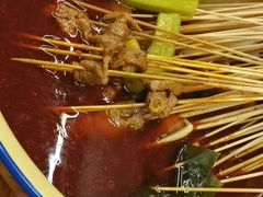 -拈签一笑黄牛肉辣卤串串