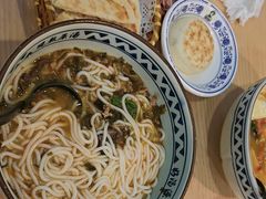 老昆明小锅米线-蒙自源米线大王(西村地铁站店)