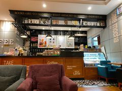 -西西弗书店&矢量咖啡(壹方购物中心店)