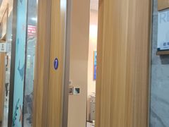-上海仁爱医院口腔科 · 种植