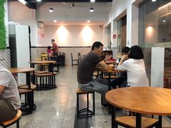 大堂-喜之羊·粉面档