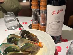 -MONICH牛排融合餐厅(和义大道购物中心店)