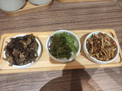 -良米山·云南野生菌过桥米线(上海首店)