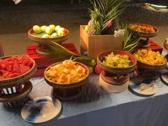 -亚龙湾希尔顿自助餐厅·海鲜·烧烤·沙滩BBQ·现场乐队