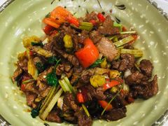 小炒黄牛肉-湖南乡情湘菜馆(罗湖店)