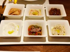 前菜拼盘-Tajine Moroccan塔金摩洛哥中东餐厅
