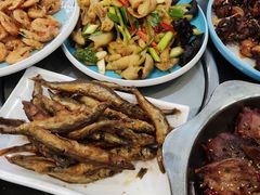 -瑞杰烧烤店·24小时营业(山东路店)