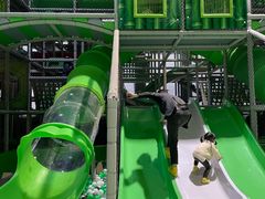 -C7城市运动空间·蹦床·健身·团建