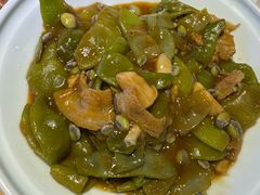 -关东小磨东北菜(上海长风大悦城店)