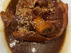 -巷子深菜馆·津门肘子(滨海店)