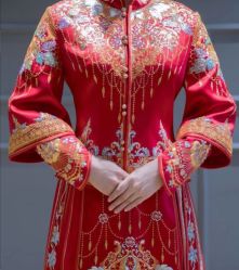 点击看大图 -觅白婚纱礼服馆