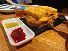 鸡蛋裹炸馒头片-小吊梨汤·北京菜·烤鸭(鸟巢店)