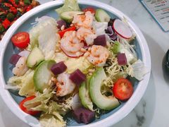 牛油果大虾沙拉-JUKEBOX玖部音乐餐厅(华侨城店)