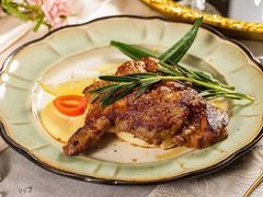 -秘密旅行Bonjour(黑金冠 江南西店)