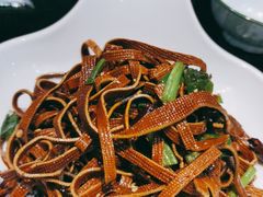 -鱼窝棚柴火铁锅炖(富山屯店)