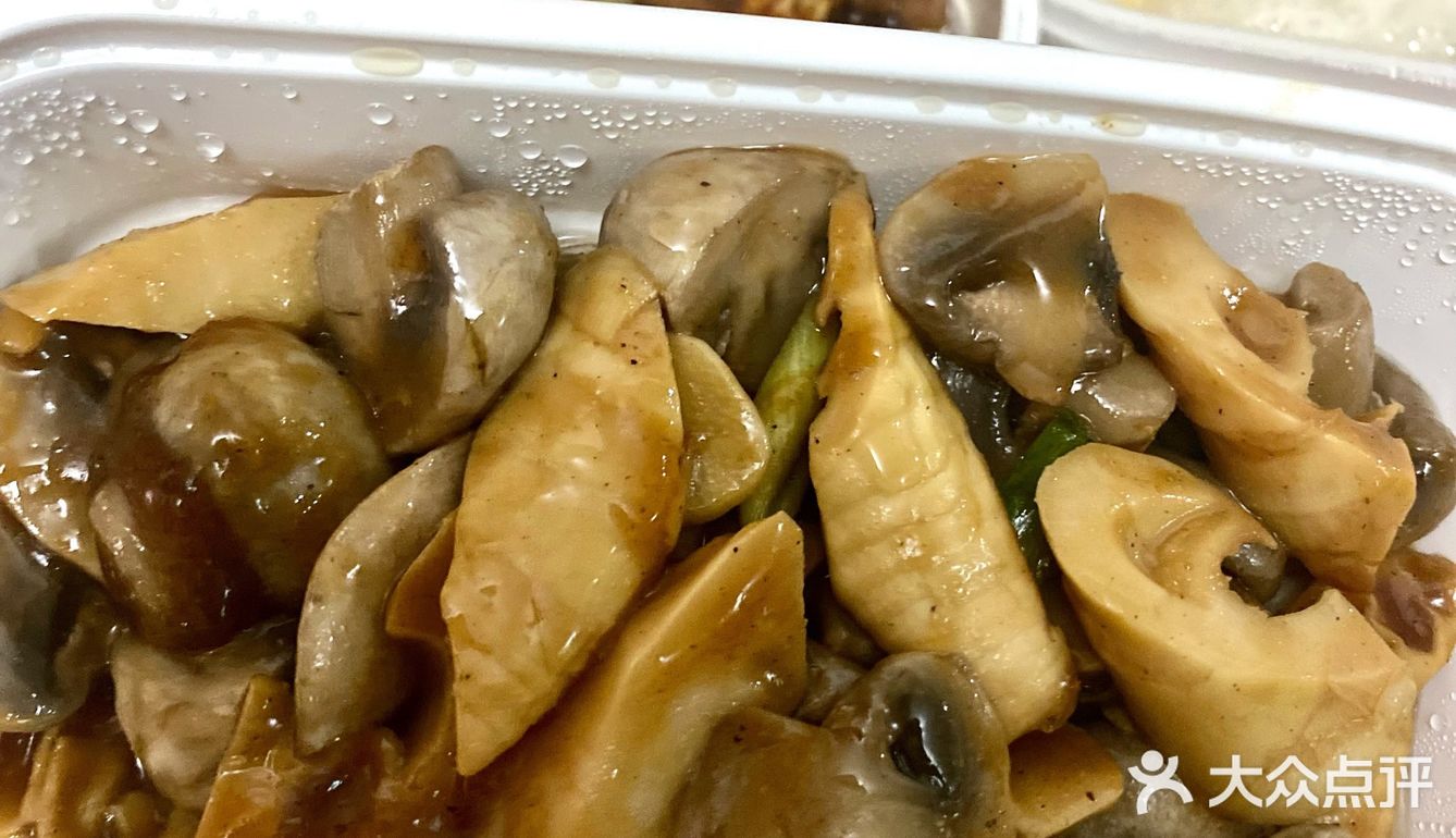 平凡却很有味的家常系列🙋🏻‍♂️麻婆豆腐配米饭阔以啊🙋🏻‍♂️🙋🏻‍♂️🙋🏻‍♂️
