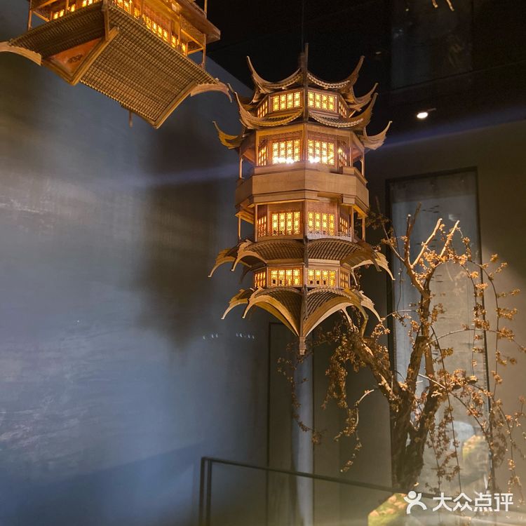 武汉探店 |喧嚣中的静谧桃源-高端私宴餐厅