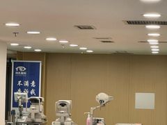 -大连何氏眼科医院