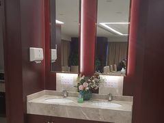 -爱康国宾体检中心(五角场万达广场分院)