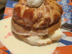 光明大白兔菠萝包-避风塘(嘉兴八佰伴店)