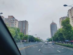 -绝味鸭脖(曼哈顿广场店)