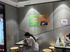 -卢香纪面馆(丽园路店)