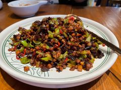 黑三剁-云海肴·汽锅鸡·云南菜(天山百盛优客店)