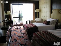 2楼-鸿华度假酒店