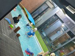 -IBOBI亲子游泳俱乐部(华侨城中心)