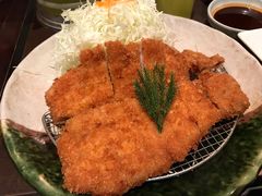 鹿儿岛产黑猪肉特大炸精肉片-矢场猪(名古屋站三井楼北馆店)