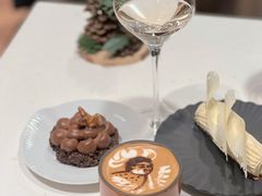 -潮一不贰·法式甜品·生日蛋糕·西式简餐(外滩店)