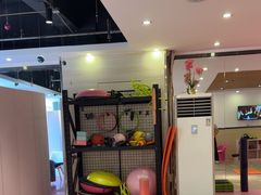 -思迈威健身(积玉桥万达店)