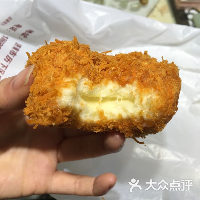 蟹黄肉松小贝