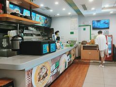 -老乡鸡(武汉光谷南湖时尚城店)