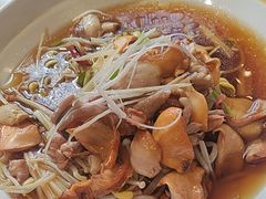 -赶海部落海鲜城(海阳路店)