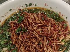 -老周家酱卤猪蹄私房菜(克拉玛依西街店)