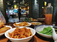 -宝鸡宴会中心艳阳天(公园路店)