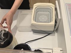 -JINS(上海环球金融中心店)