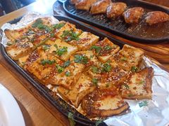 铁板蛋豆腐-老东镇啤酒屋海鲜加工·蒸汽海鲜·海鲜烧烤(台东店)