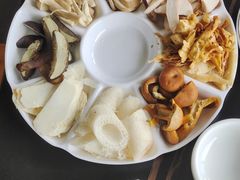 -野菌皇海景野生菌火锅(滨海大道店)