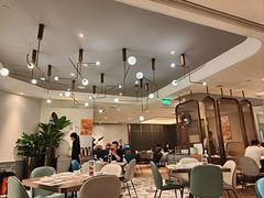 -港丽餐厅(来福士店)
