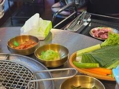 -釜山火炉·海鲜烤肉(紫藤路店)