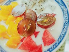 -赵记传承特色牛奶甜品(泉城广场店)
