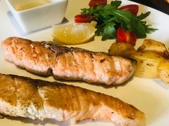-Efes Turkish & Mediterranean Cuisine 艾菲斯餐厅(陆家嘴店)